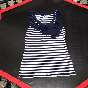 Inc tank top with lacey collar Medium box#2